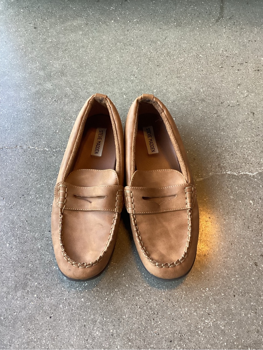 Steve Madden Classic Tan Nubuck Penny Loafers